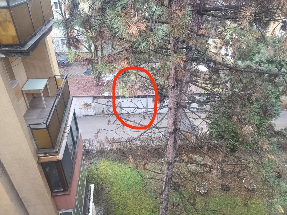 De vânzare apartament 2 camere cu garaj