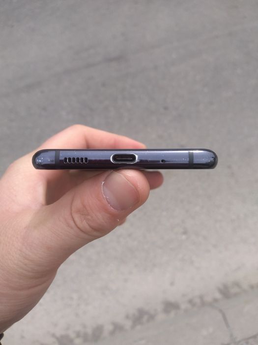 Samsung Galaxy S20FE  Хорошш!!!