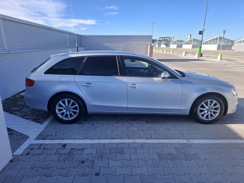 Vând Audi A4 2013