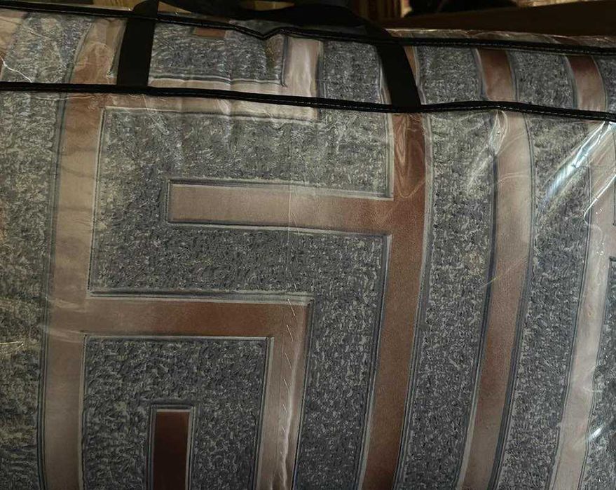 „Спално бельо с олекотена завивка – ниски цени“