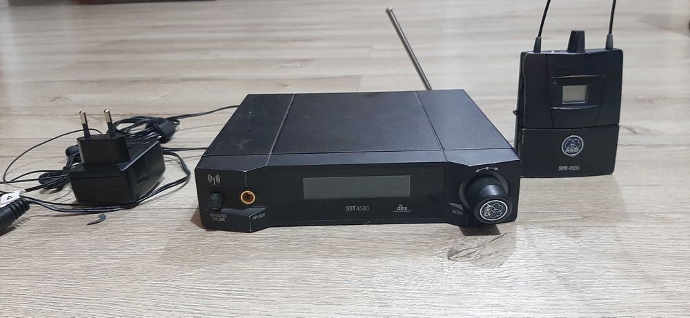 Vand  Akg wireless monitor in-ear