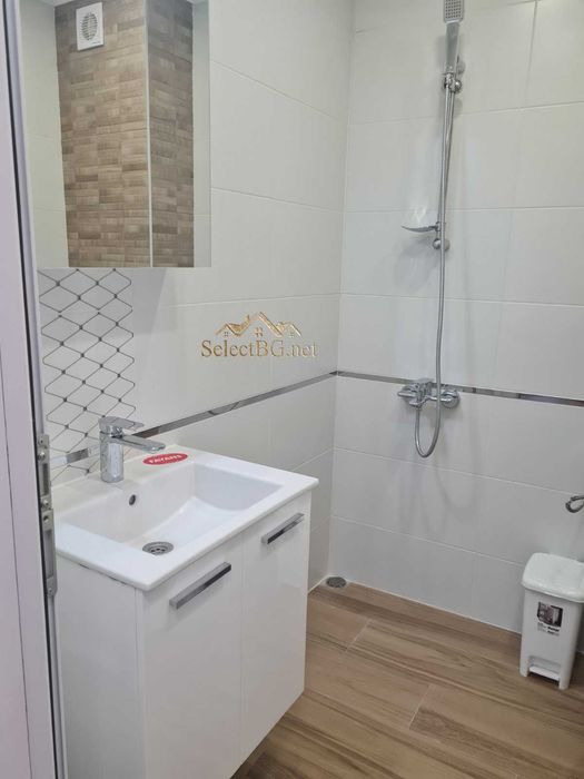 Дава се под наем Тристаен апартамент в Велико Търново, Център - 90 кв.м за 459 € - Снимка #10