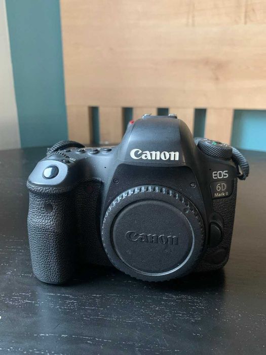 Canon EOS 6D Mark II (body)