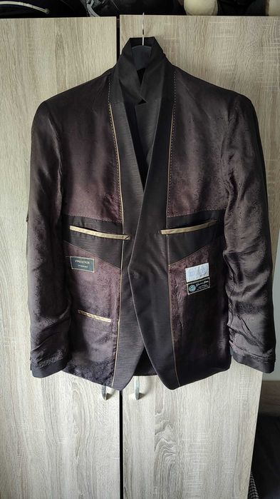 Costum evenimente maro