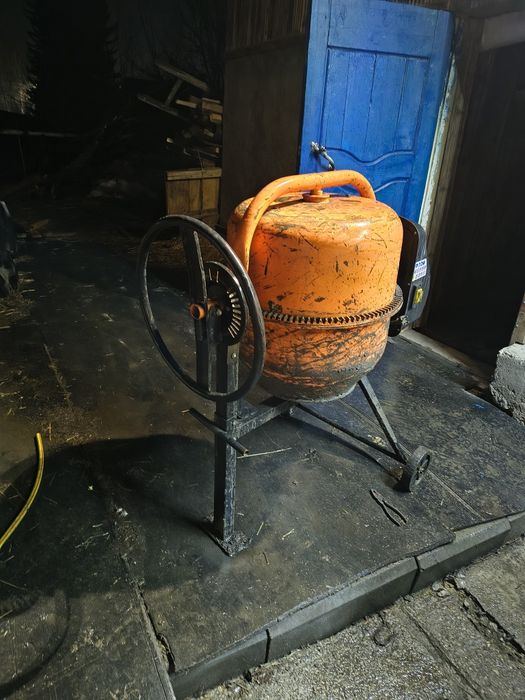 Бетономешалка 120 л