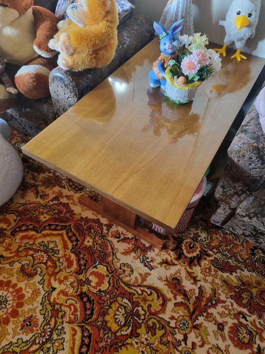 Журнальный столик  б/у