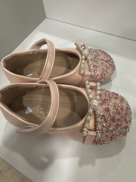 Туфли для девочки