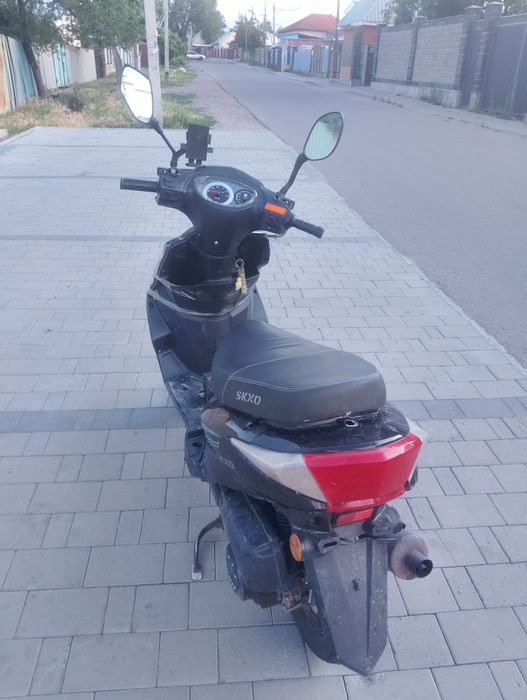 Продам м8 про...