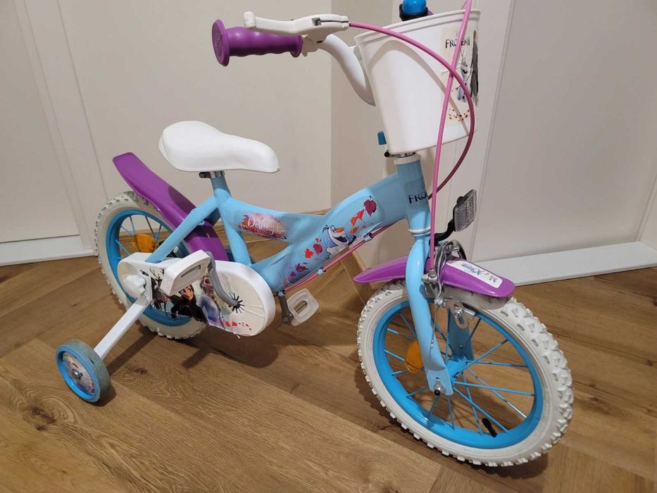 1 во Колело Елза И Ана