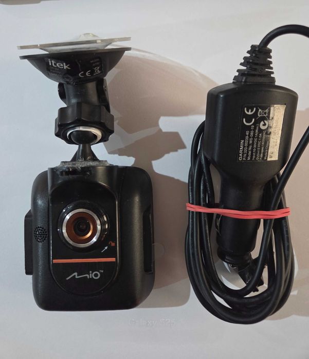 Camera auto Mio MiVue388 Full HD cu mici probleme perfect functionala