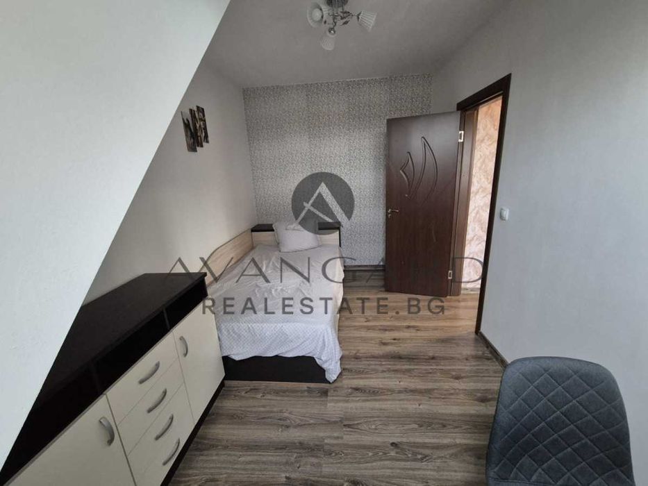 Продава се Тристаен апартамент в Пловдив, Младежки Хълм - 75 кв.м за 1800 €/кв.м - Снимка #7