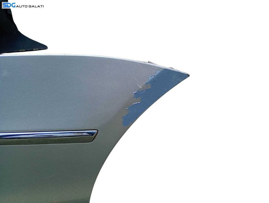 Bara Spoiler Spate cu Locas Pentru Senzori Parcare Volkswagen Passat B6 Break Combi 2005 - 2010 Cod 3C9807421 (Lipsa Fusta) [LC0529]