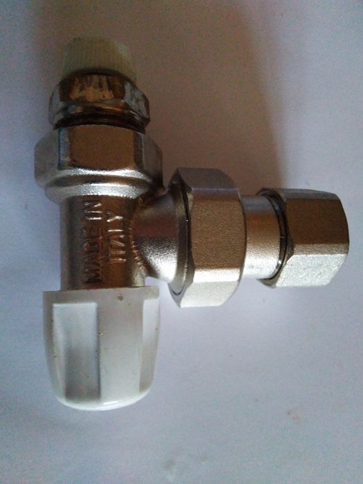 Cot aductie terminare furtun  wc