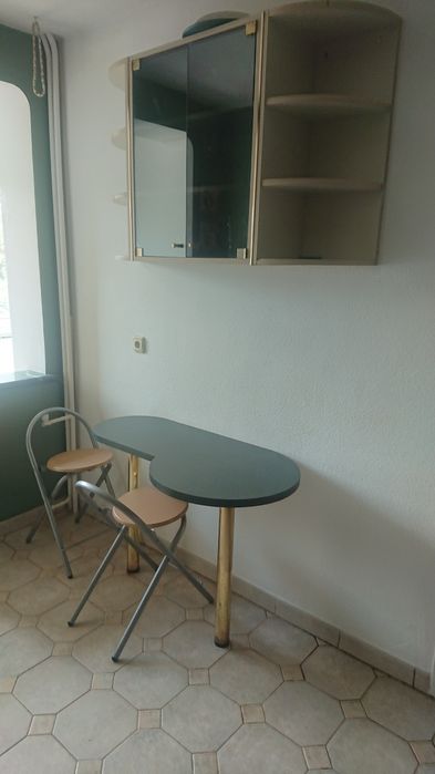 Дава се под наем Тристаен апартамент в София, Гоце Делчев - 150 кв.м за 841.5 € - Снимка #3