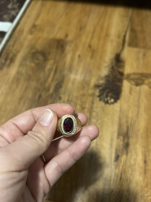 Ghiul aur 10 g marimea 22,2 piatra rubin si aur