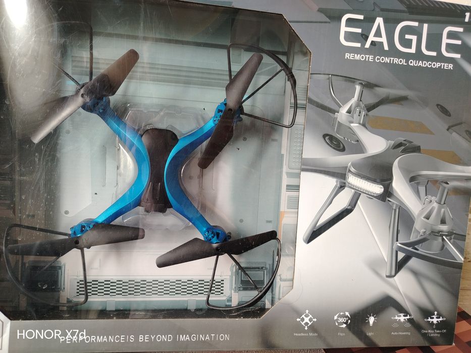 Дрон, квадрокоптер