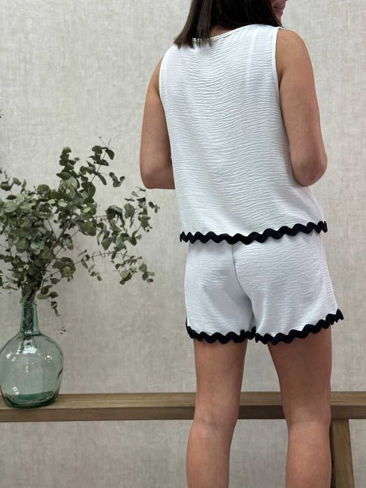 Сет от две части