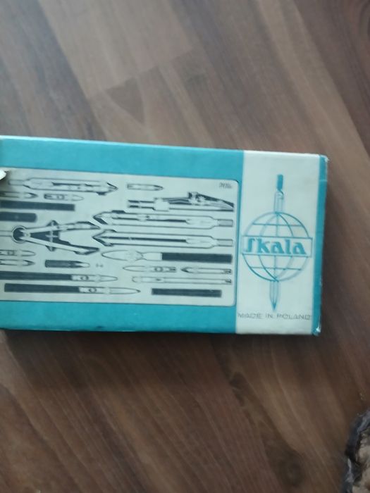 Комплект нови чертожни инструменти Skala