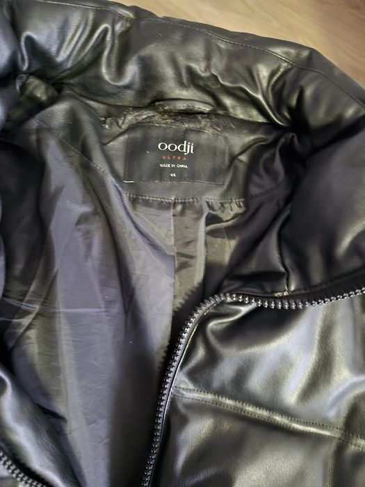 Куртка молодёжная из мягкой экокожи,лёгкая,тёплая, модная курточка