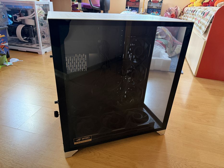 Lian Li O11 Dynamic XL - O11DXL-A SILVER с Lian Li Внтилатори LCD