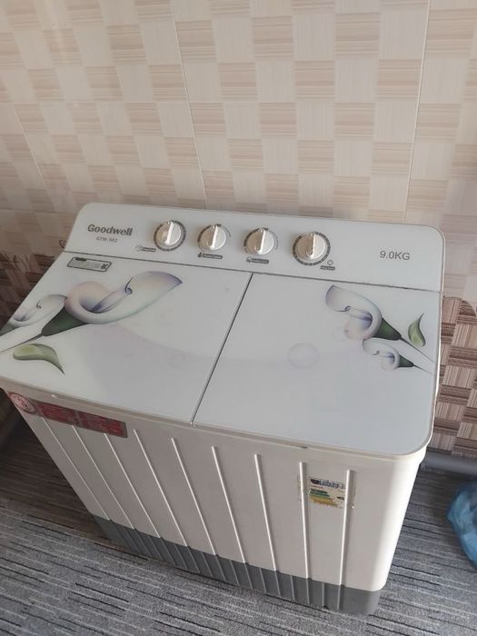 Stiralnaya mashina srochno prodoetsa