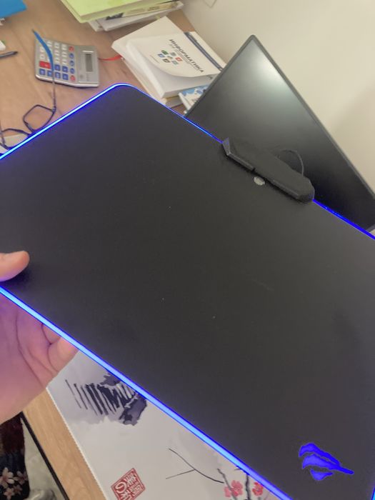 Продам новую rgb gaming mouse pad