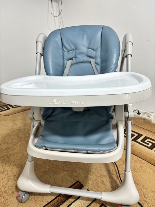 стульчик для кормление , совсем новый состояние отличное