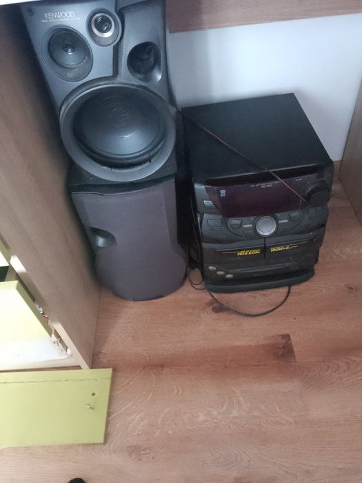 Продавам уредба.