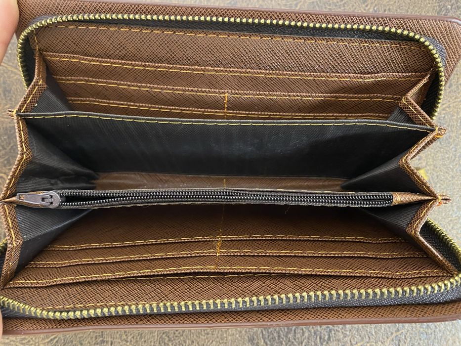 Дамско Портмоне