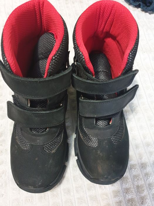 Ghete baieti marimea 35 BENVENUTI