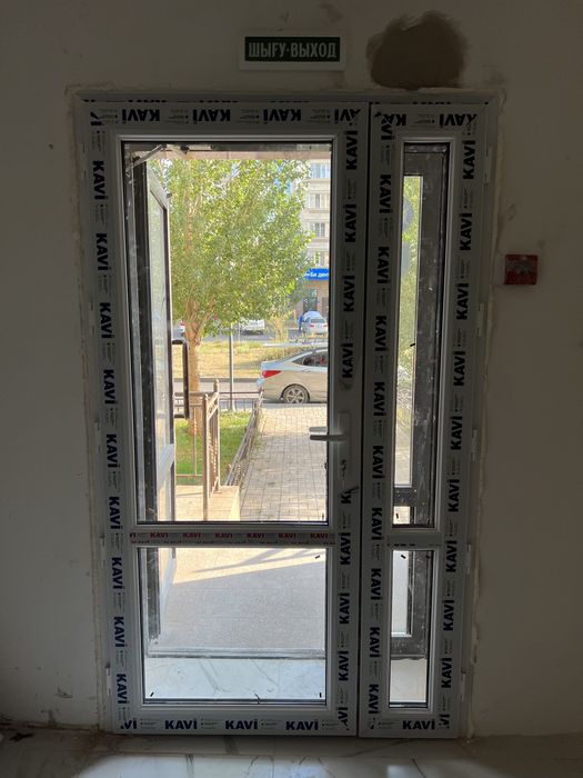 Пластиковые перегородки, замена сэндвичь панелей, стеклопакетов.