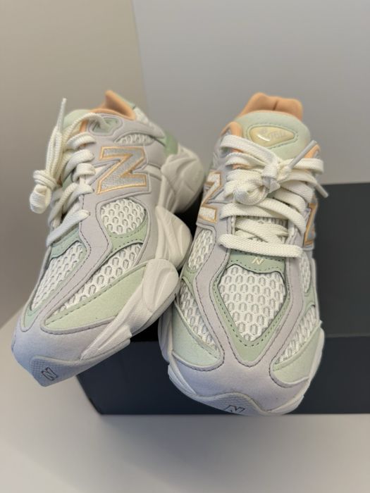 100% Оригинални New Balance 9060 в размер 38