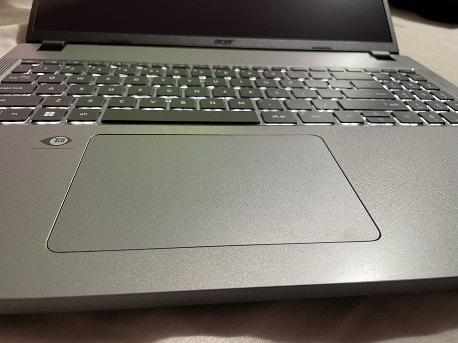 Acer TravelMate P2 16 inch • i3 Gen 13 • 64 GB RAM