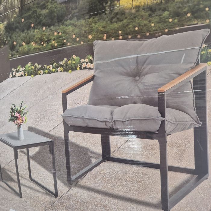 Нов градински комплект