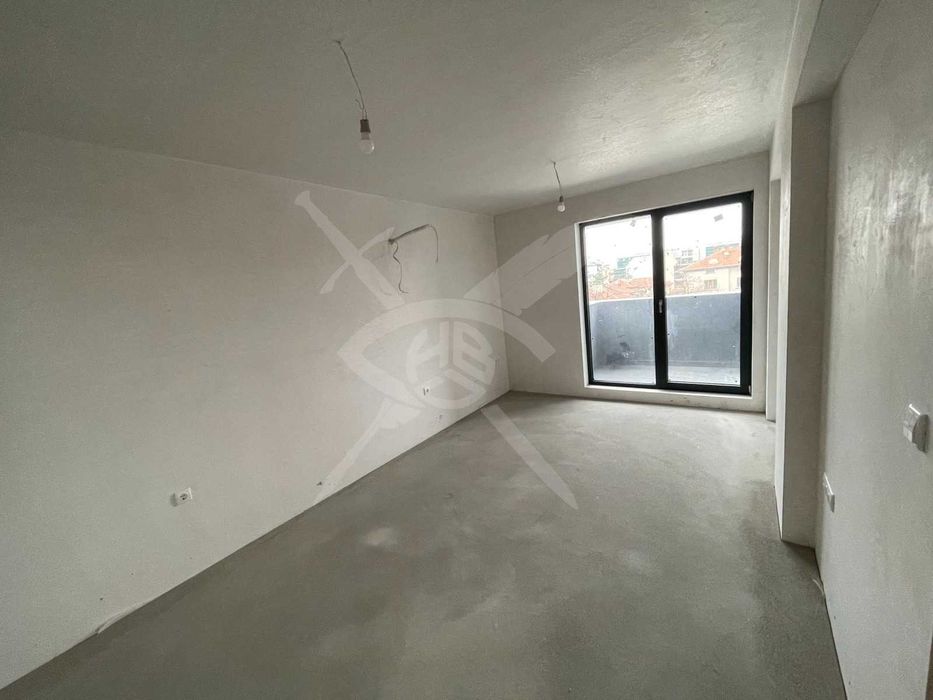 Продава се Тристаен апартамент в Пловдив, Христо Смирненски - 155 кв.м за 918 €/кв.м - Снимка #6