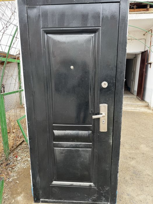 Сыртқы есік сатылады