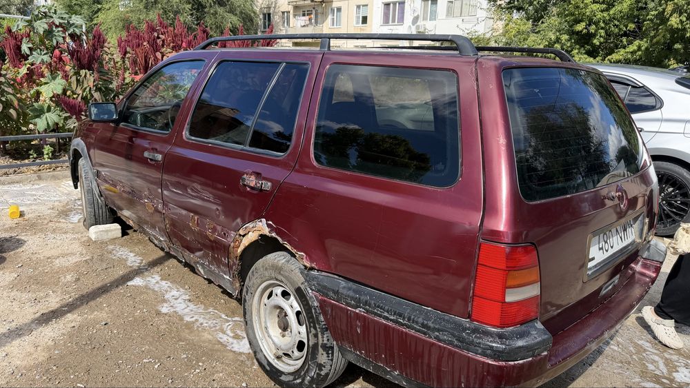 Продам гольф 3 универсал 1994 год