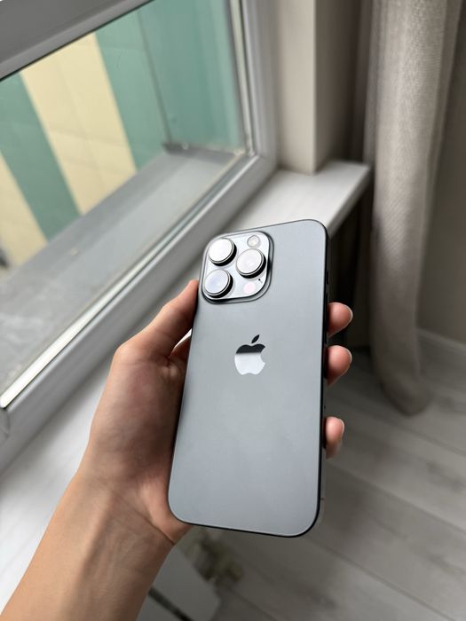 iPhone 16-pro 1-TB