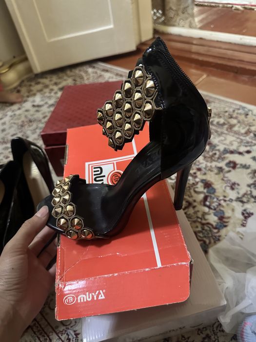 Женские туфли !!