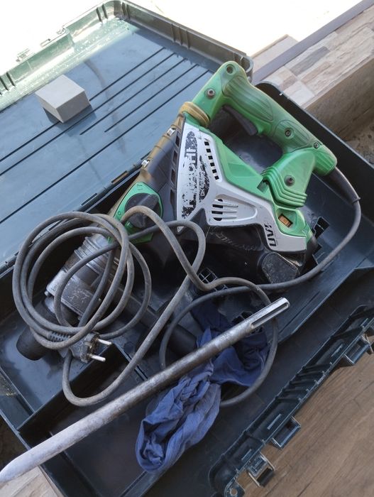 Hilti te 52, Hitachi MR 40