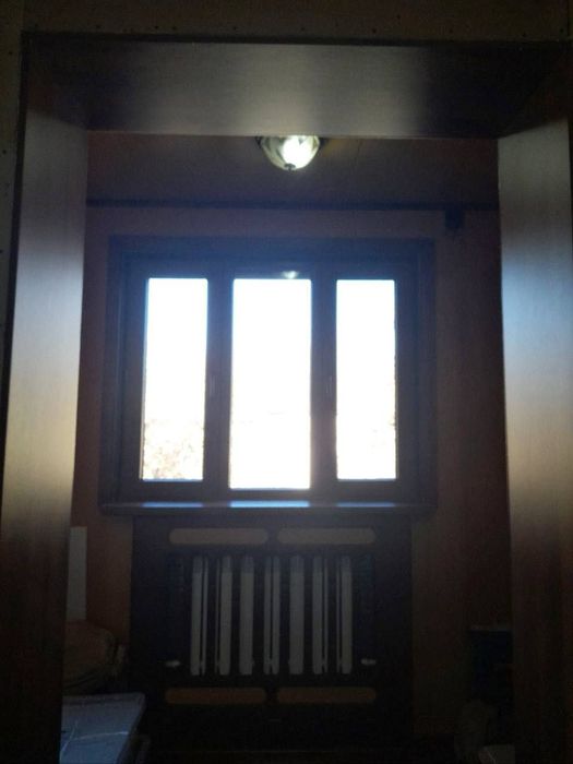 Срочно ‼️2 комнатная балкон 1.5/3 9кв Чиланзар