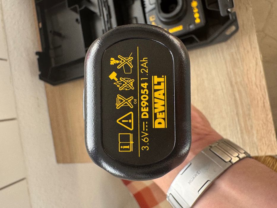 Șurubelniță electrica articulată DeWalt DC600