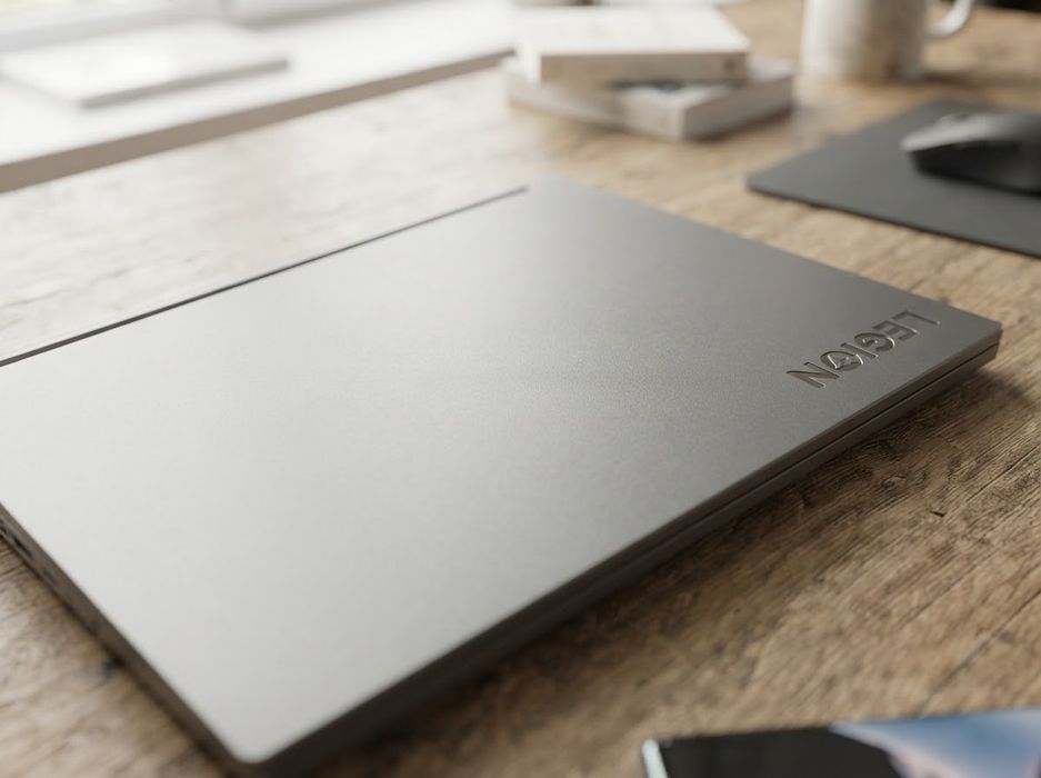 Vând Lenovo Legion Slim 5 14APH8 – 14.5" OLED 120Hz / Ryzen 7 / RTX 4060