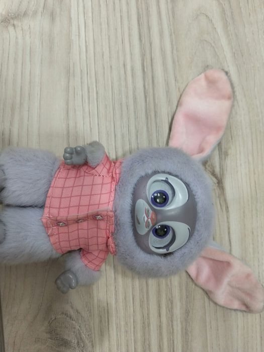 Фигурки и игрушки