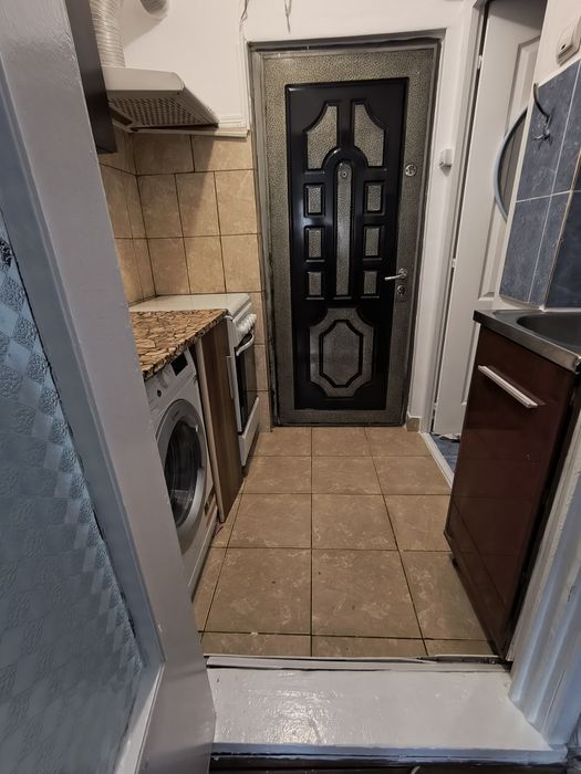 Inchiriez apartament cu o camera