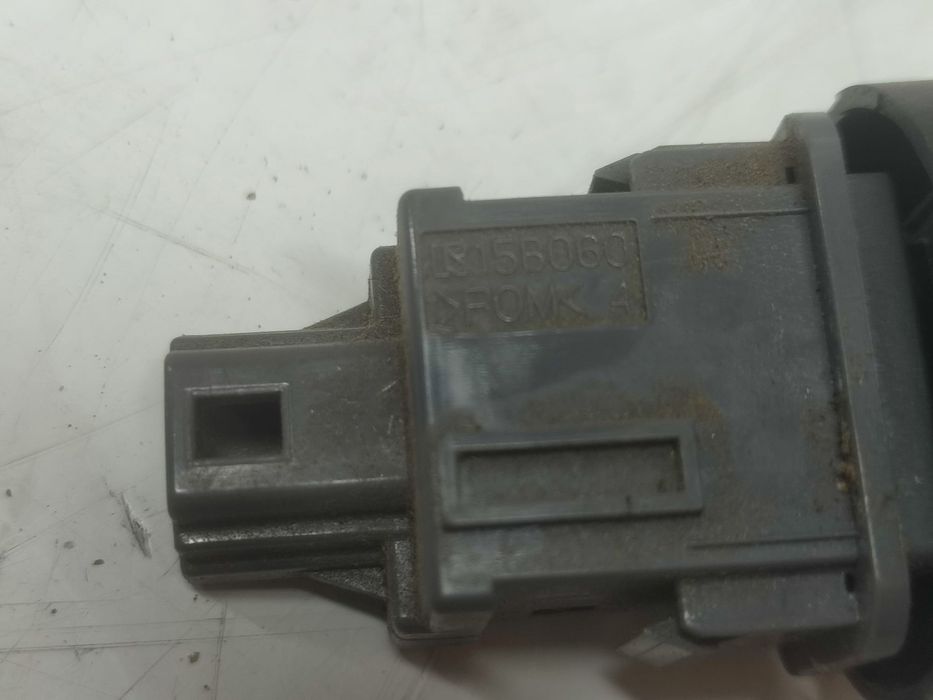 Buton avarii 15b060 Toyota RAV4 3 (XA30) (2005 - 2010)