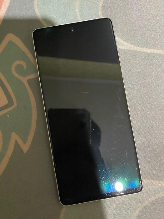 Google pixel 7  продам