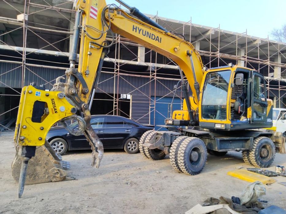 Аренда и услуги колесный экскаватор, экскаватор погрузчик3в1,