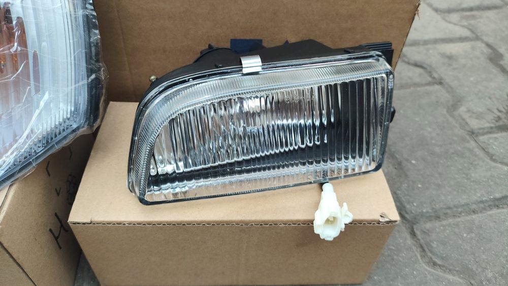 Карина Е фара передняя