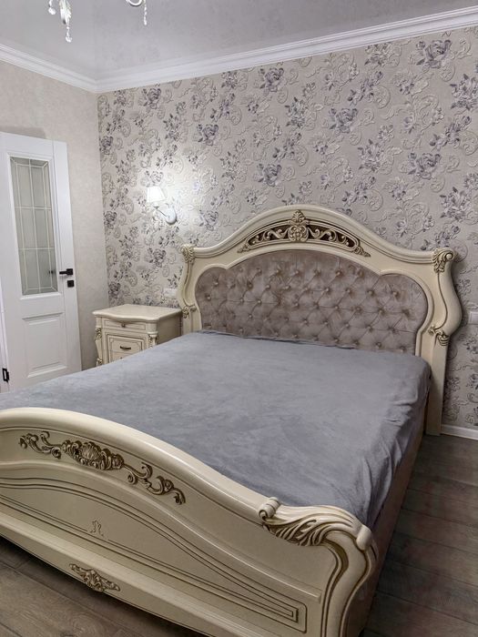 Продам спальный гарнитур!